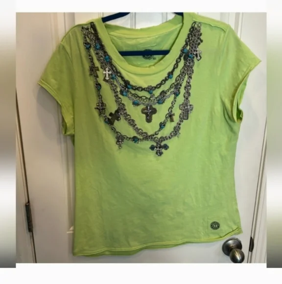 Double D Ranch Lime Green Short Sleeve Top with Chain Accents - Picture 1 of 5